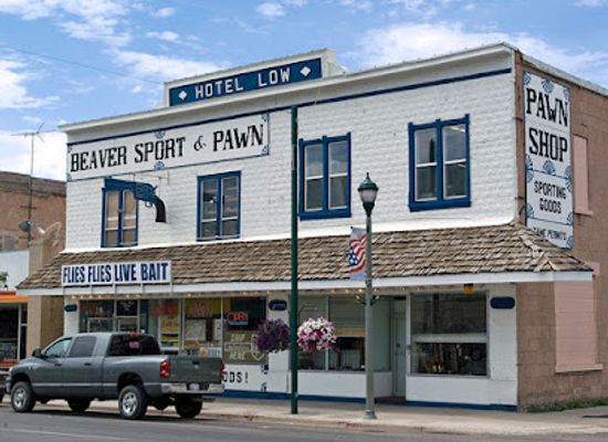 utah/beaver/landmark/low-hotel