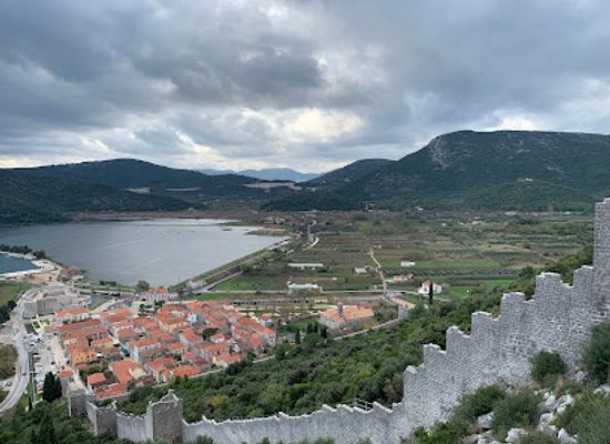 croatia/peljesac-peninsula/landmark/stonske-zidine