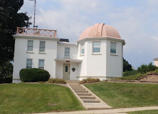 illinois/elgin/landmark/u-46-planetarium