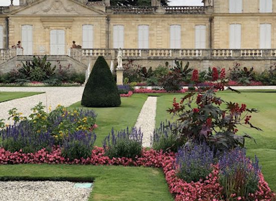 france/bordeaux-wine-region/landmark/planete-grands-crus