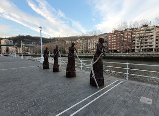 spain/bilbao/landmark/las-sirgueras