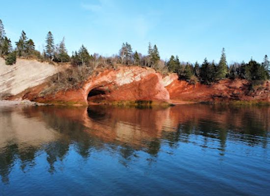 canada/fundy-national-park/landmark/st-martins-sea-caves