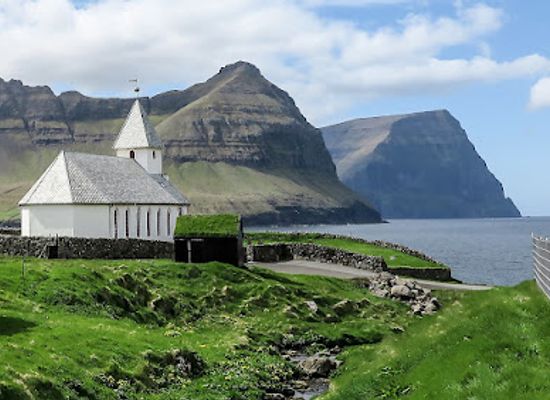faroe-islands/gota/landmark/gjogv-kirkja