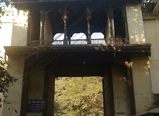 india/aurangabad/nirala-bazar/landmark/navkhanda-palace