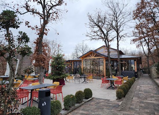 kosovo/gjilan/landmark/acorn-restaurant-gjilan