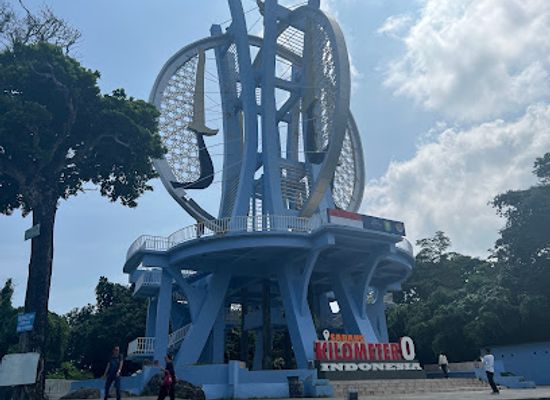 indonesia/west-sumatra/landmark/kilometer-nol-monument