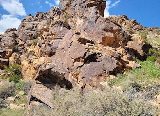 utah/cedar-breaks-national-monument/landmark/parowan-gap-petroglyphs
