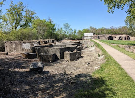 illinois/prairie-state/landmark/joliet-iron-works-historic-site