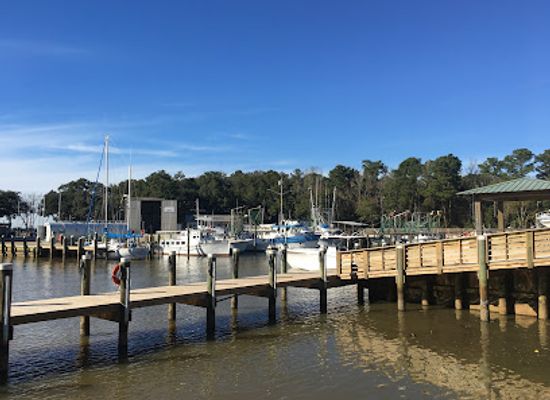 alabama/fairhope/landmark/sunset-pointe-at-fly-creek-marina