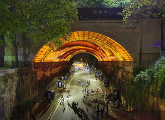 australia/sydney/the-rocks/landmark/bridge-stairs