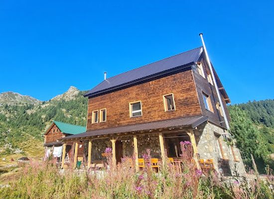 kosovo/junik-mountains/landmark/gacaferi-guest-house