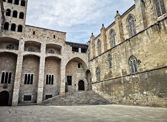 spain/barcelona/landmark/placa-del-rei
