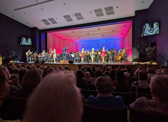 massachusetts/barnstable/landmark/barnstable-performing-arts-center