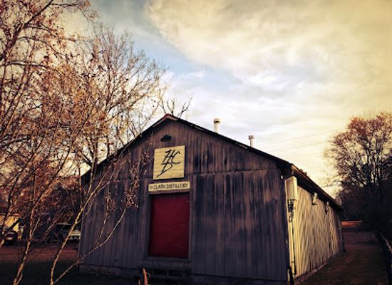 tennessee/jack-daniel-s-distillery/landmark/company-distilling