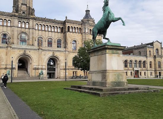 germany/hannover/nordstadt/landmark/welfengarten