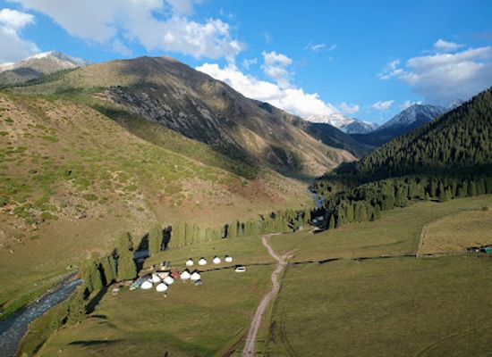 kyrgyzstan/jety-oguz-valley/landmark/kok-jaiyk-valley