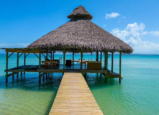 panama/bocas-del-toro/landmark/casa-cayuco-eco-adventure-lodge