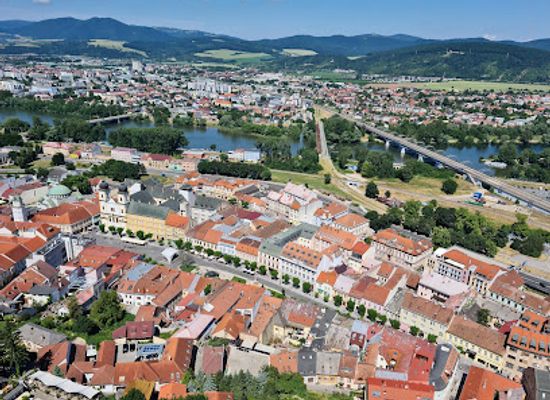 slovakia/trencin-region/landmark/trencin-train-station