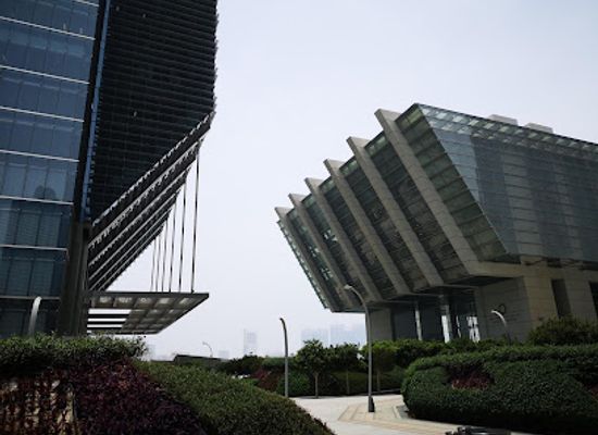 united-arab-emirates/abu-dhabi/al-maryah-island/landmark/al-maqam-tower