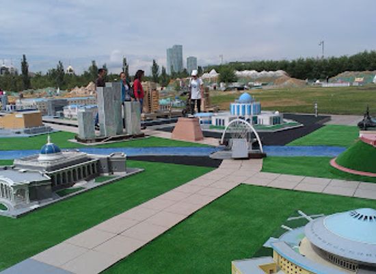 kazakhstan/zhezkazgan/landmark/atameken-ethno-memorial-map-of-kazakhstan