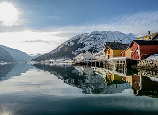 norway/sogn-og-fjordane/landmark/balestrand-fjord-angling