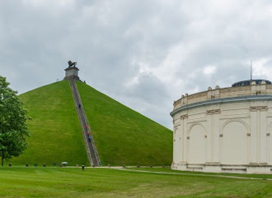 belgium/entre-sambre-et-meuse/landmark/lion-s-mound