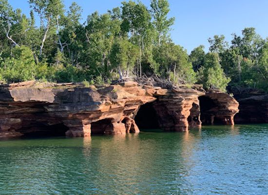 wisconsin/bayfield/landmark/apostle-islands-cruises-boat-tour