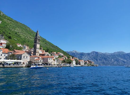 montenegro/perast/landmark/smekja-palace