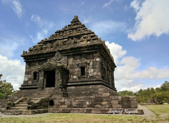 indonesia/java/landmark/ijo-temple
