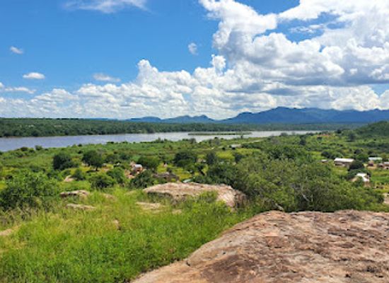 zambia/lake-kariba/landmark/lower-zambezi-national-park