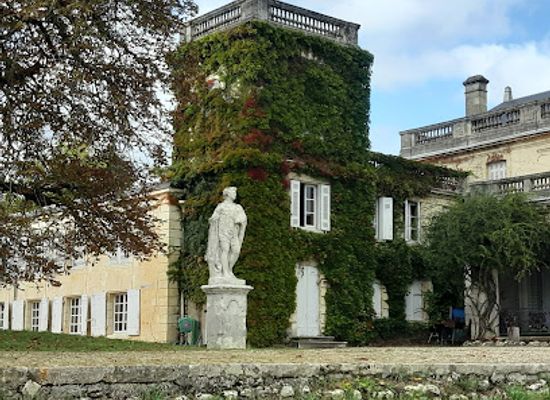 france/aquitaine/landmark/chateau-du-taillan