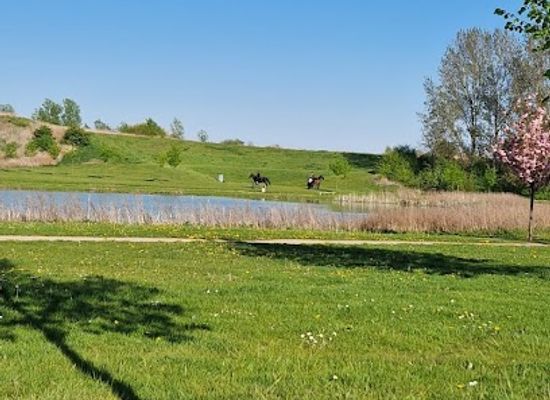 denmark/north-zealand/attraction/olstykke-bypark-bebyggelsen-sohoj-park-ligger-nord-for-byparken-fjern-alt-med-sohoj-ogsa-naturlegeplasen