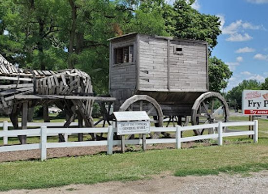 ohio/western-reserve/landmark/oldest-general-store