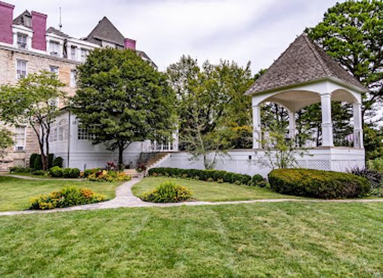 arkansas/eureka-springs/landmark/crescent-hotel-and-spa