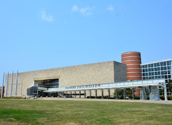 indiana/indianapolis/landmark/indiana-state-museum