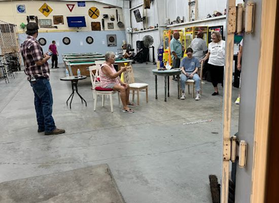 florida/sebring/landmark/wacky-jax-axe-throwing-game-room