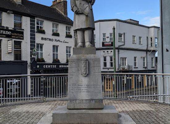 ireland/athlone/landmark/athlone-brigade-ira-memorial