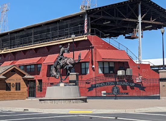 oregon/pendleton/landmark/pendleton-roundup-grandstand