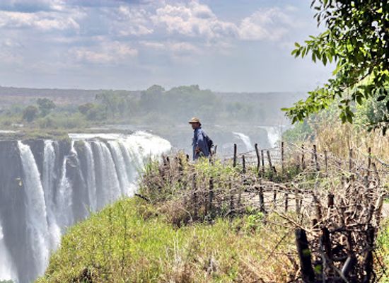 zimbabwe/great-zimbabwe-national-monument/landmark/victoria-falls