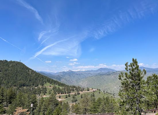 colorado/rocky-mountains/landmark/boettcher-mansion-lookout-mt