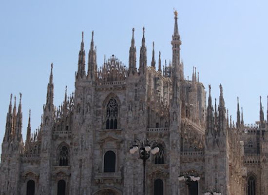 italy/milan/landmark/visitar-milan-tour-en-espanol-del-arte-en-milan