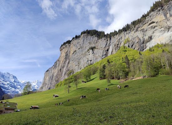 switzerland/lauterbrunnen-valley/landmark/spissbachfall