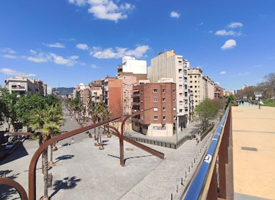 spain/barcelona/sants-montjuic/landmark/jardins-de-la-rambla-de-sants