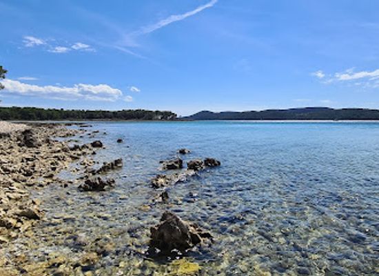 croatia/dalmatia/landmark/love-at-first-sight-bench