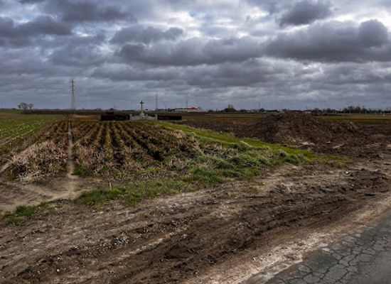 belgium/ypres/landmark/track-x-cemetery