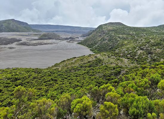 comoros/grand-comore/landmark/mount-karthala