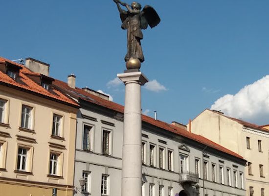 lithuania/vilnius/uzupis/landmark/the-mermaid-of-uzupis