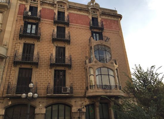 spain/lleida/landmark/casa-melcior