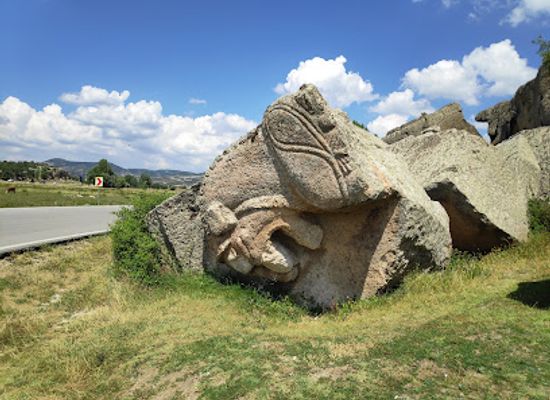 turkiye/phrygia/landmark/aslantas-yilantas-oren-yeri