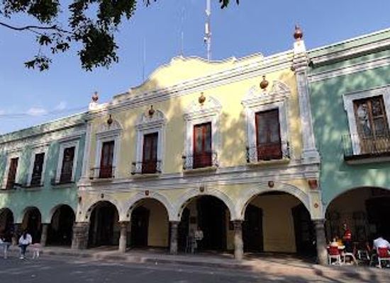 mexico/valley-of-mexico/landmark/palacio-de-gobierno-del-estado-de-tlaxcala